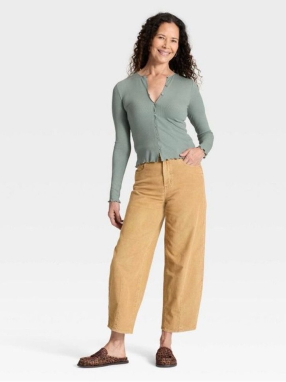Universal Thread - Women's High-Rise Corduroy Barrel Jeans - Universal Tan